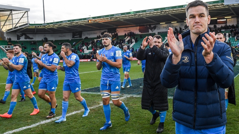 Johnny Sexton suffered a knee injury