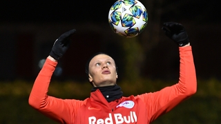 Salzburg striker Erling Haaland could dump Liverpool out of the Champions League tonight