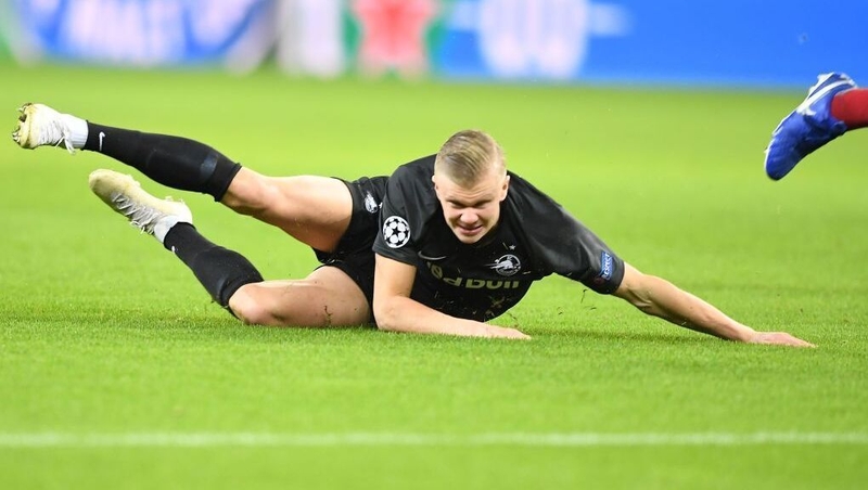 Speculation ramped up this week when the teenager was pictured signing a United shirt, with talk intensifying on Friday morning when reports emerged in Norway that he was on a flight to Manchester with his father Alf-Inge