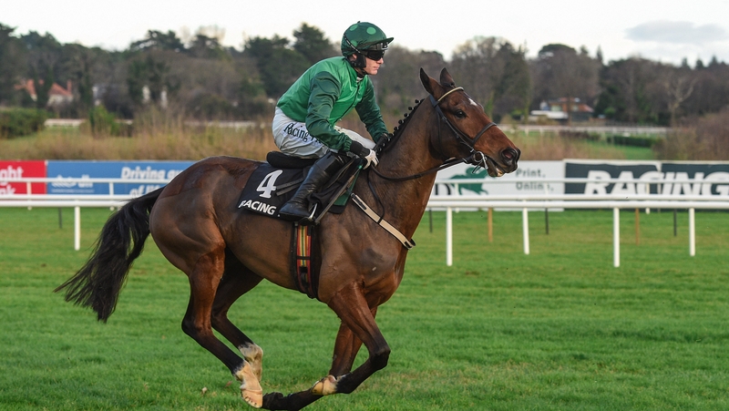 Footpad faces six rivals at Kempton