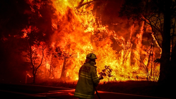 People are being advised to delay their Christmas travel plans due to the fire