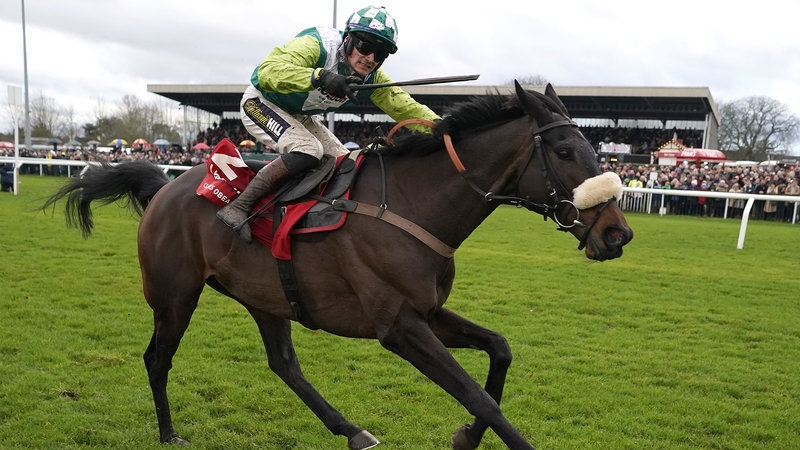 Clan Des Obeaux goes in the King George VI Chase