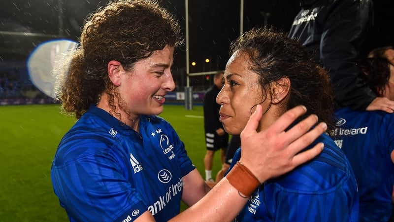 Jenny Murphy (L) and Sene Naoupu start at Twickenham