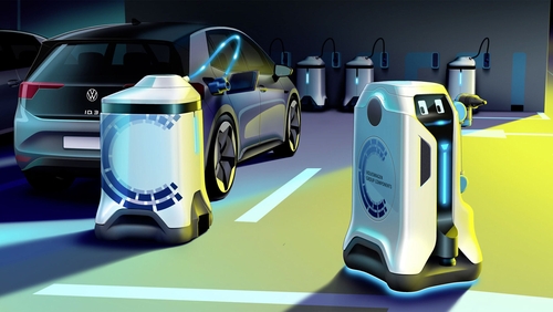 The charging robot is compact and can be summoned by app or other communications methods.