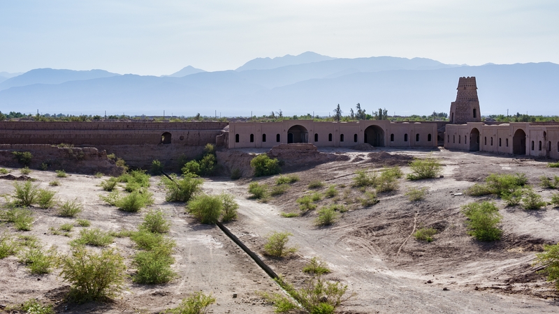Ruins of a former caravansarai in the Lut Desert in Iran, which is a UNESCO World Heritage Site