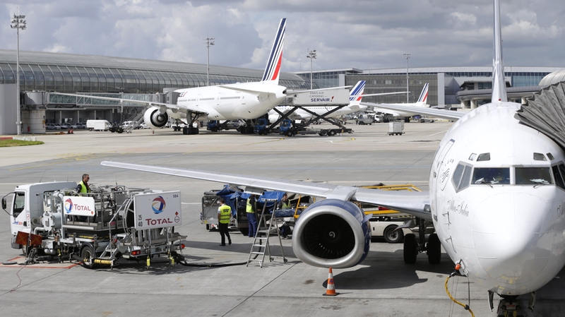 Plane landed at Charles de Gaulle airport in Paris this morning