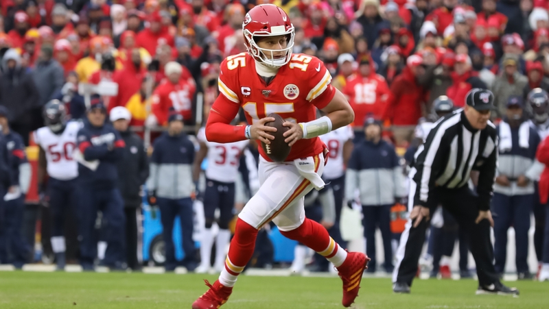 Patrick Mahomes had 325 yards and rushed for 53 more