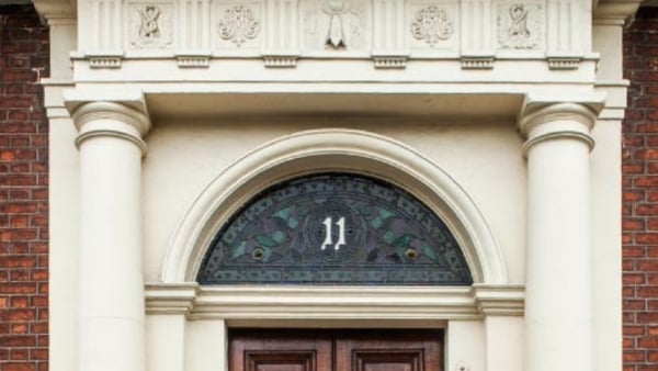 Listen: Davis Now - an Architectural History of Ireland.