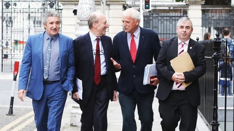 Géarchéim i measc Theachtaí Dála sa gComhghuaillíocht Neamhspleách