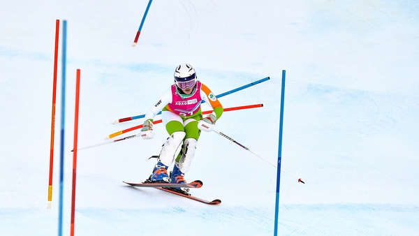 Emma Austin negotiates her way down her second run at Les Diablerets