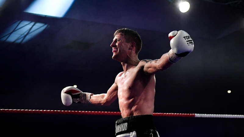 Donovan fights Barrett tomorrow week