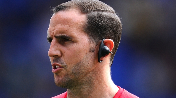 John O'Shea has extended his stay with Reading