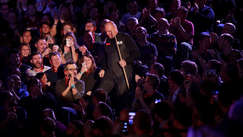 Stuart Bingham won 6-4