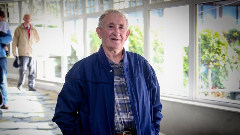 An scríbhneoir agus an t-aisteoir Joe Steve Ó Neachtain as Conamara atá tar éis bháis. Bhí sé 77 bliain d'aois.