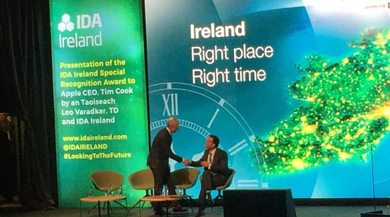 Taoiseach Leo Varadkar meets Apple CEO, Tim Cook, at the IDA event today