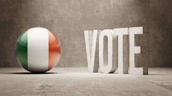 Referendum campaigners debate amendments via WhatsApp