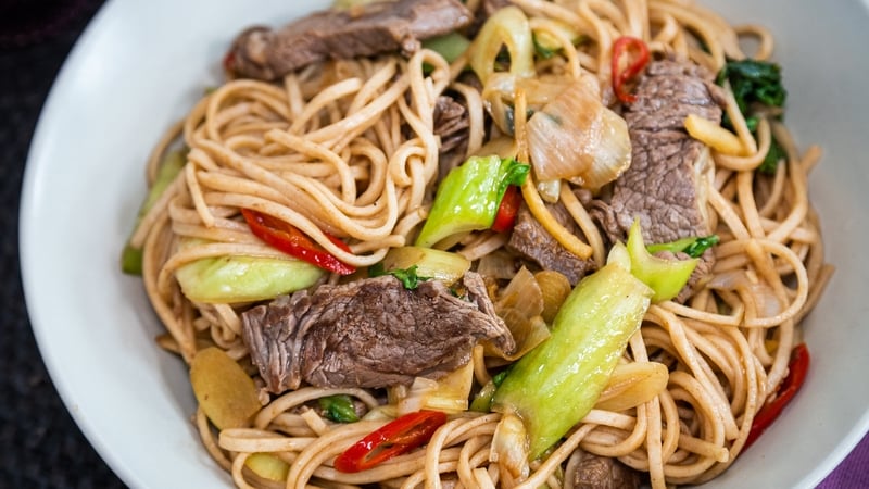 Any leftovers can be put in the fridge within 2 hours of cooking and can be stored in an airtight container for up to 3 days.