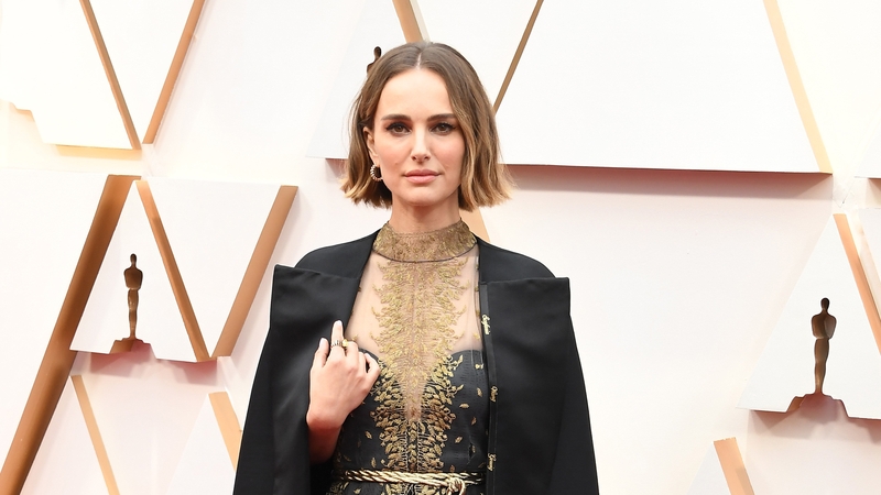 Natalie Portman's outfit pays tribute to female directors.