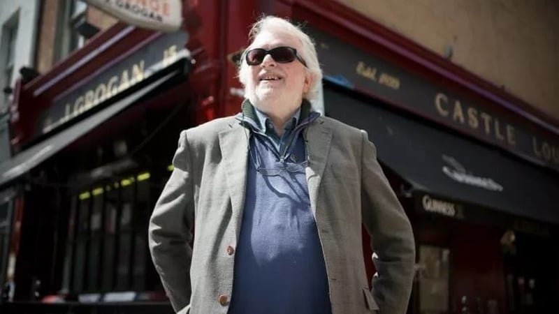 Tommy Smith outside Grogan's, the bar he owned for 47 years. (Pic via Grogan's Facebook)