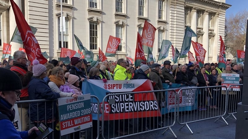 Community employment scheme workers marched from Dublin's Custom House to the Department of Finance
