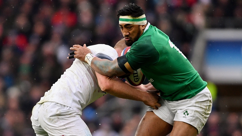 Bundee Aki in action against England in Twickenham in 2018