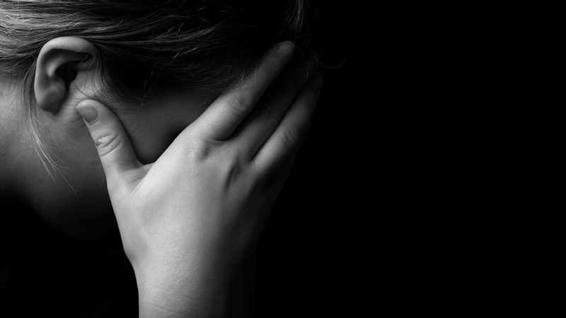 Imní faoi Covid-19 ag cur as d'fholláine intinne daoine