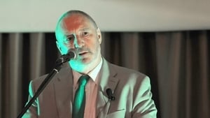 Seán Ó Cadhain : Tráchtaire ar pholaitíocht na Breataine. show image