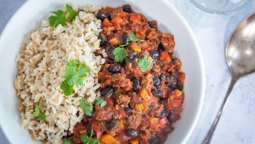 Once made this recipe can be put in the fridge within 2 hours of cooking and can be stored in separate airtight containers for up to 3 days.