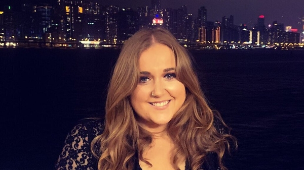 Rebecca Harkin has been working as a singer on the Diamond Princess (Pic: Twitter/@RebeccaHarkin)