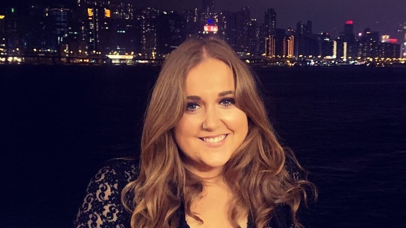 Rebecca Harkin has been working as a singer on the Diamond Princess (Pic: Twitter/@RebeccaHarkin)