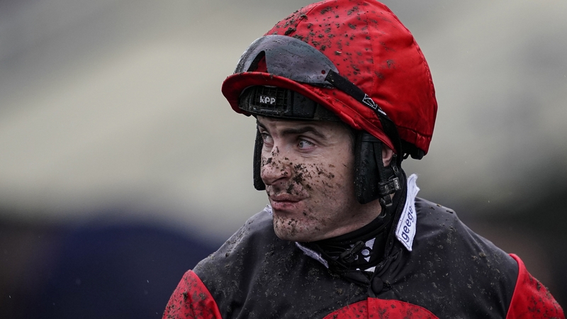 Aidan Coleman steered Song For Someone home ahead of the rest at Kempton.