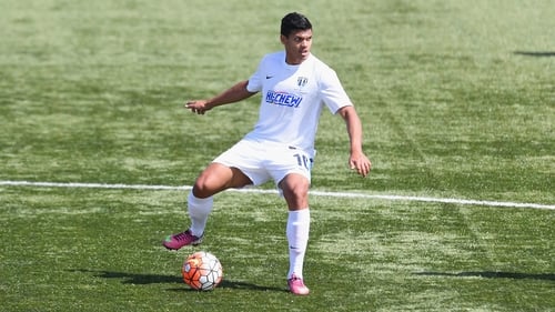 Ryan De Vries in action for Auckland