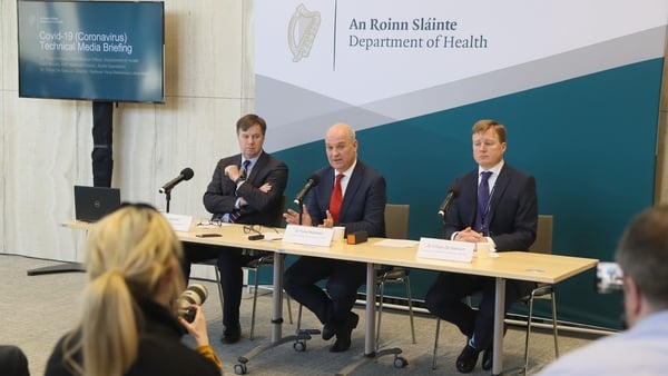 Liam Woods, Dr Tony Holohan and Dr Cillian De Gascun