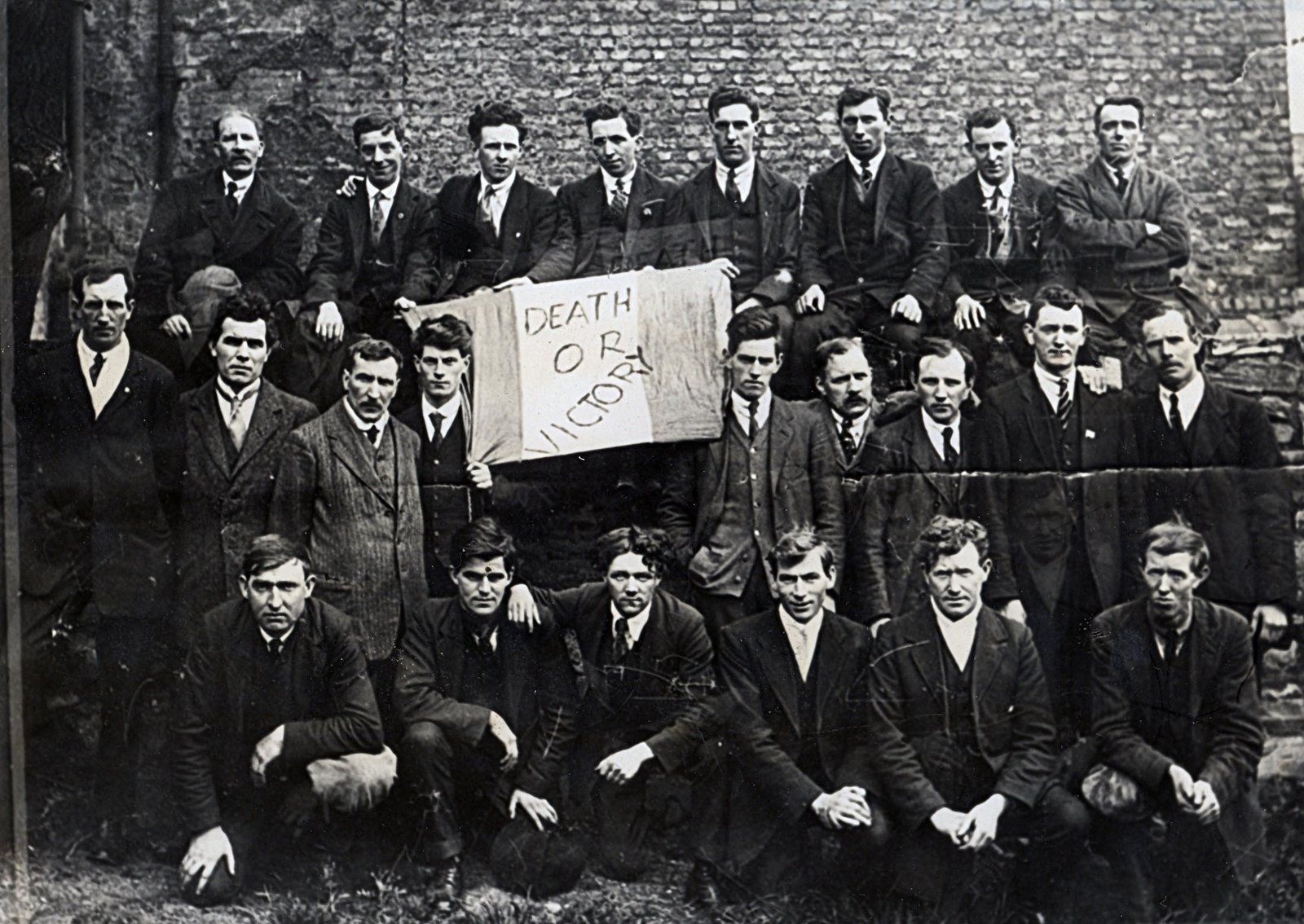 Released Belfast hunger strikers arrive in Dublin, May 1920. Image Kilmainham Gaol Museum1B51-03