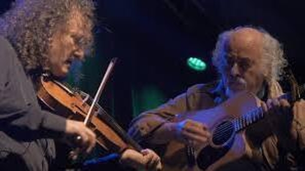 Rolling Wave live: Martin Hayes & Steve Cooney in conversation