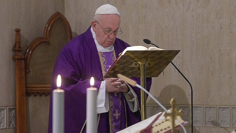 Pope Francis to miss retreat south of Rome due to a cold