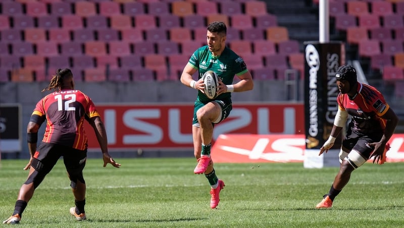 Tiernan O'Halloran scored the second Connacht try