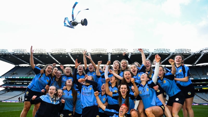 Gailltír players celebrate their success