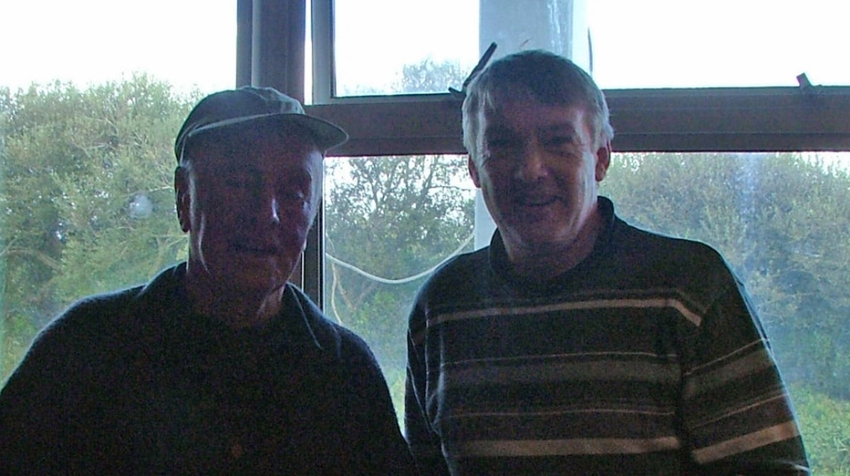 Mike Phoppy Mac Donnchadha, as Caladh Gholaim, Leitir Mealláin.