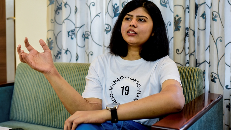 A delay in getting first aid meant that both Shreya Siddanagowder's hands had to be amputated below the elbow