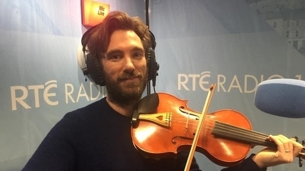 Draíocht agus doimhneacht an cheoil: Caoimhín Ó Raghallaigh