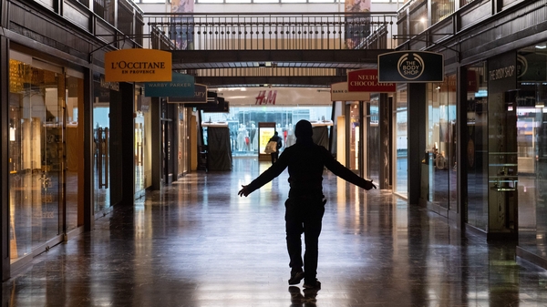 The 16.4% drop in US retail sales in April was worse than expected