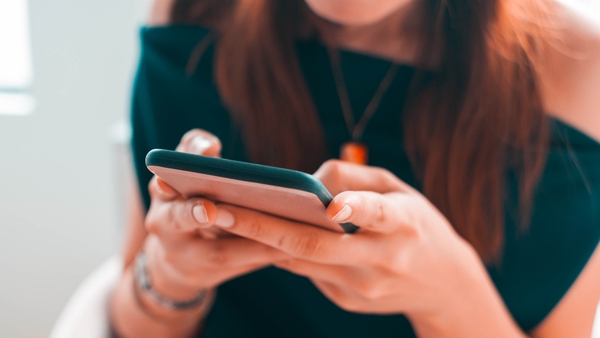 How many times a day do you find yourself mindlessly picking up your phone?