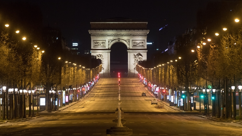 France's central bank said that in the last two weeks of March, as the Covid-19 crisis deepened, economic activity plunged 32%