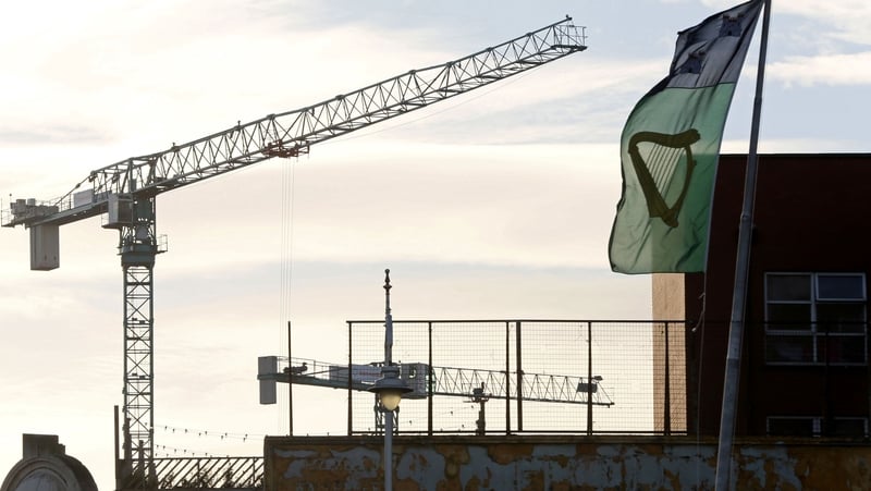 CIF director general Tom Parlon says construction workers should stay at home