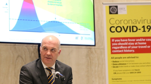 Tony Holohan appeared to become unwell during the Department of Health news conference last night (Pic: RollingNews.ie)