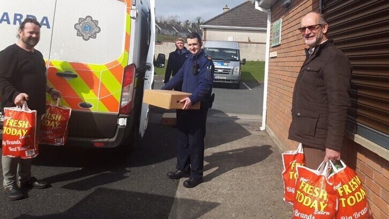 Food being distributed from the food bank (Picture: @StBricins)