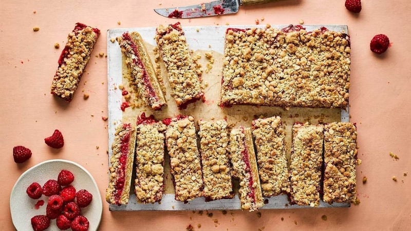 Raspberry Oat Bars