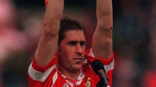 Mark Landers by the microphone in '99