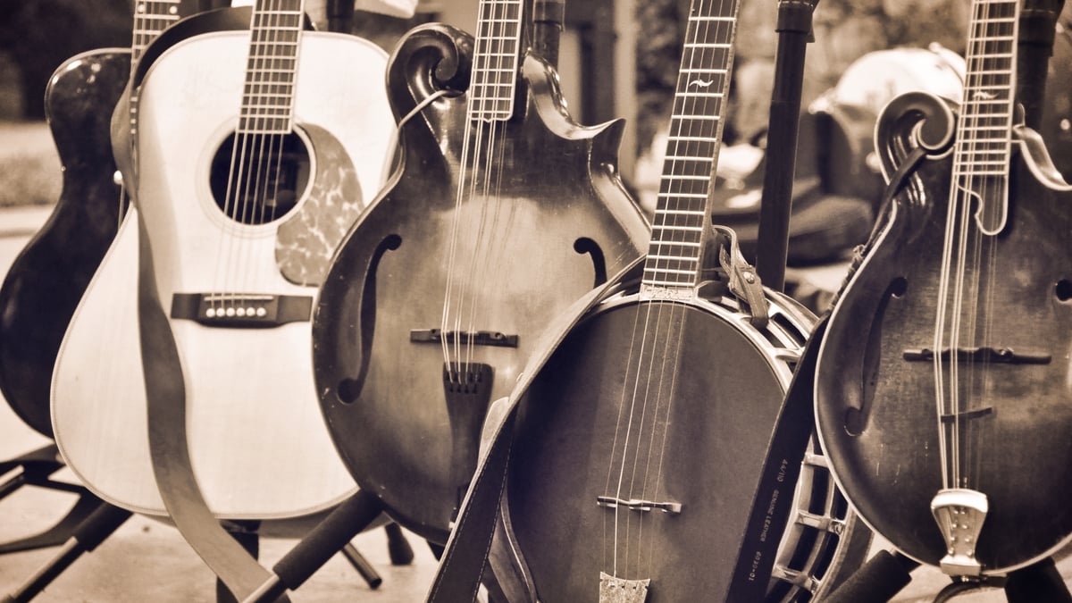 S2 E10: Music & History